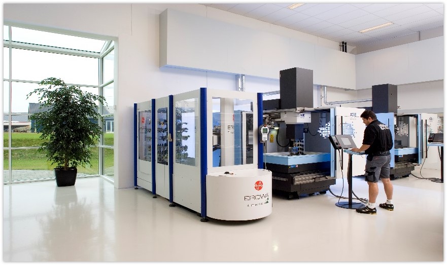 Uni-Technology Stensved A/S bearbejdningscenter
